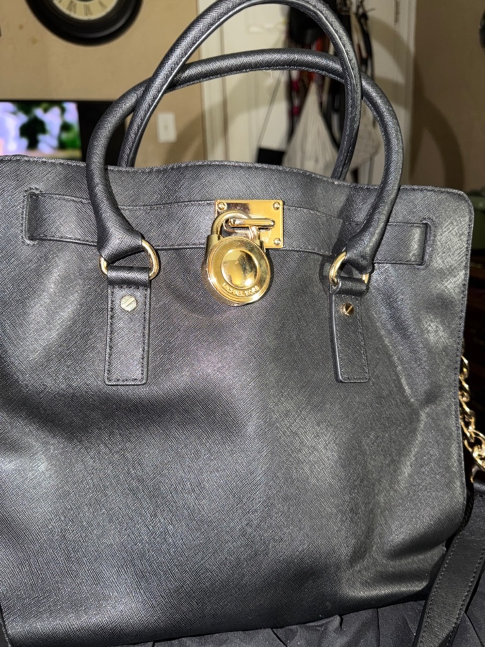 Michael Kors Hamilton Black leather with gold hardware